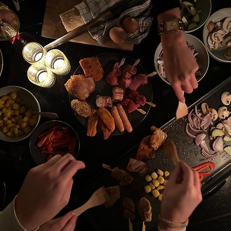 Pod Huisje Met Hottub Dokkum Eksteriør billede