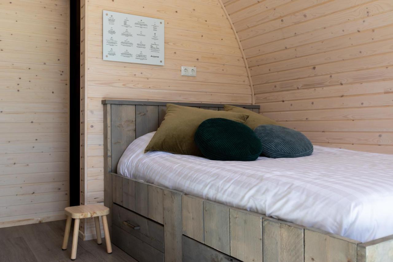 Pod Huisje Met Hottub Dokkum Eksteriør billede