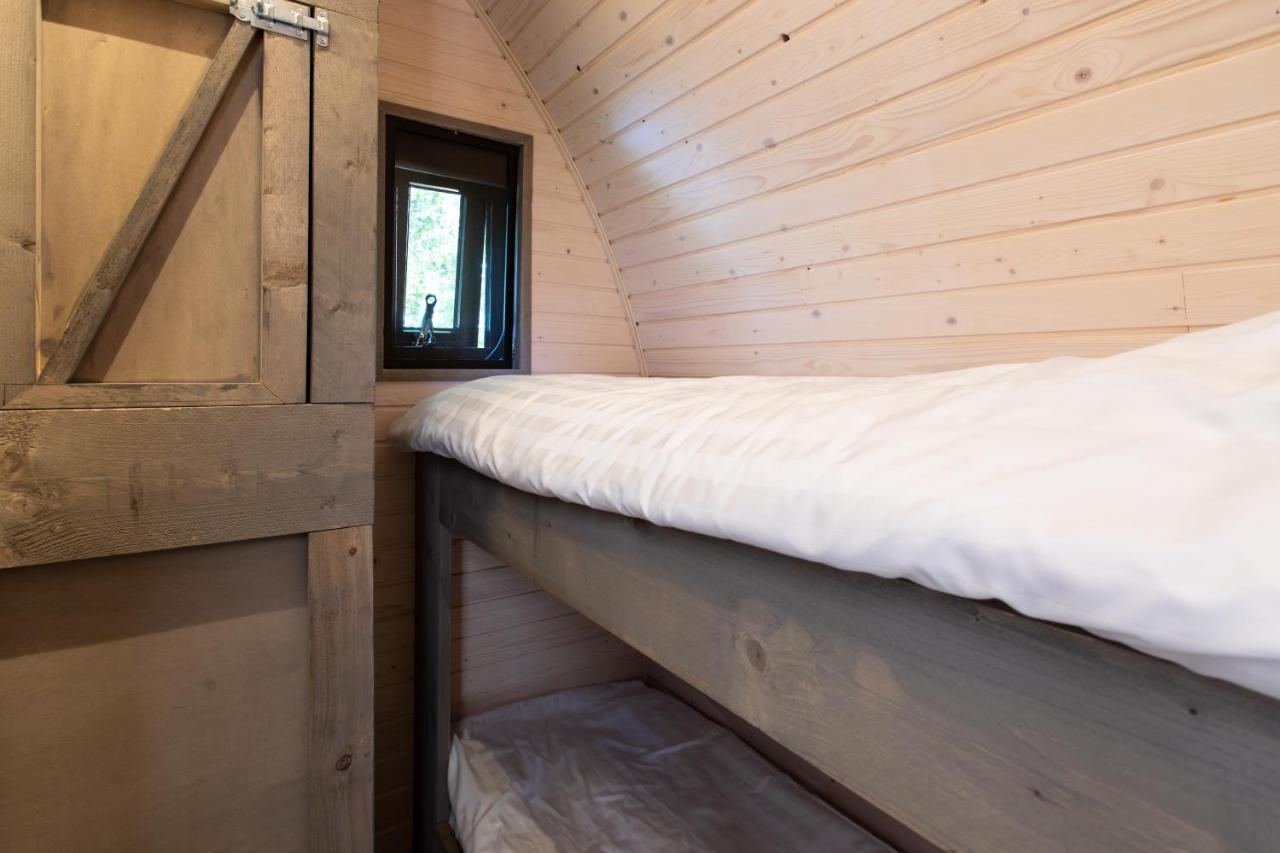 Pod Huisje Met Hottub Dokkum Eksteriør billede